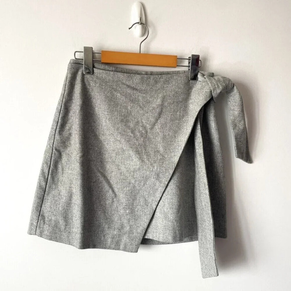 Aritzia Wilfred New Wrap Front Tie Wool Cashmere Blend Skirt Light Grey 6 - Picture 3 of 6